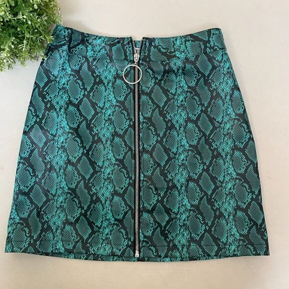 Tiger Mist Womens Tash Faux Leather Mini Skirt Small Blue Snake Print TM6970 - Picture 3 of 9
